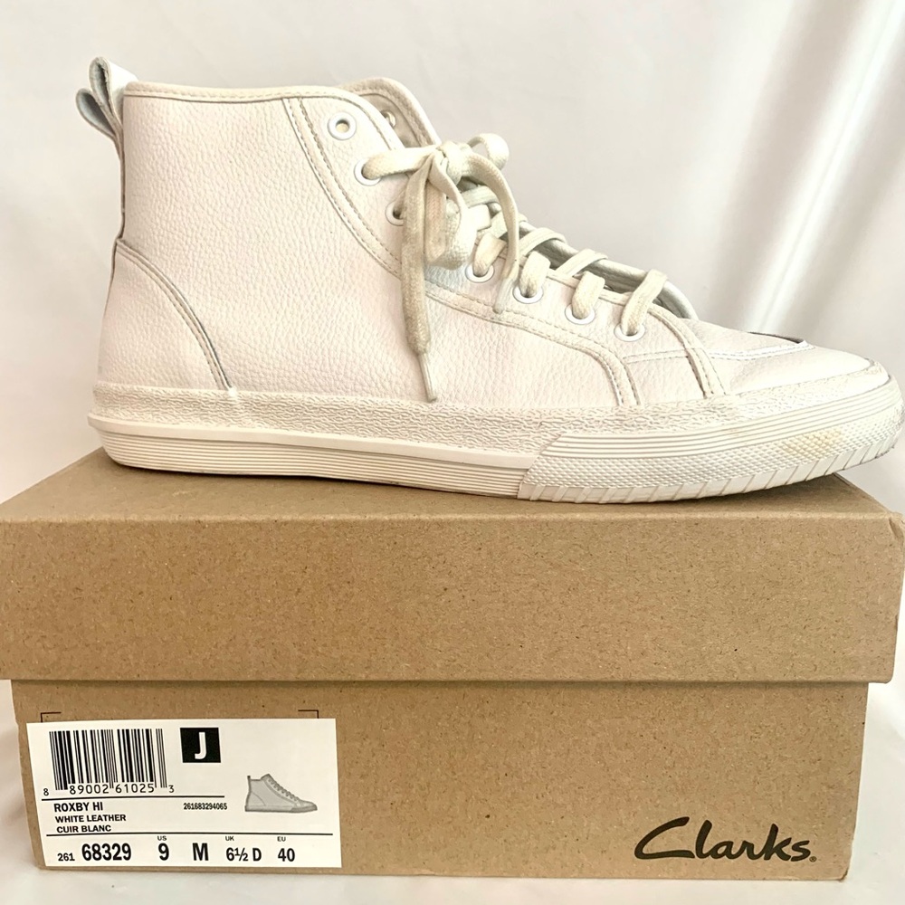 Clark’s size 9 Roxby Hi White lace up leather high top sneakers with side zip - Picture 2 of 7